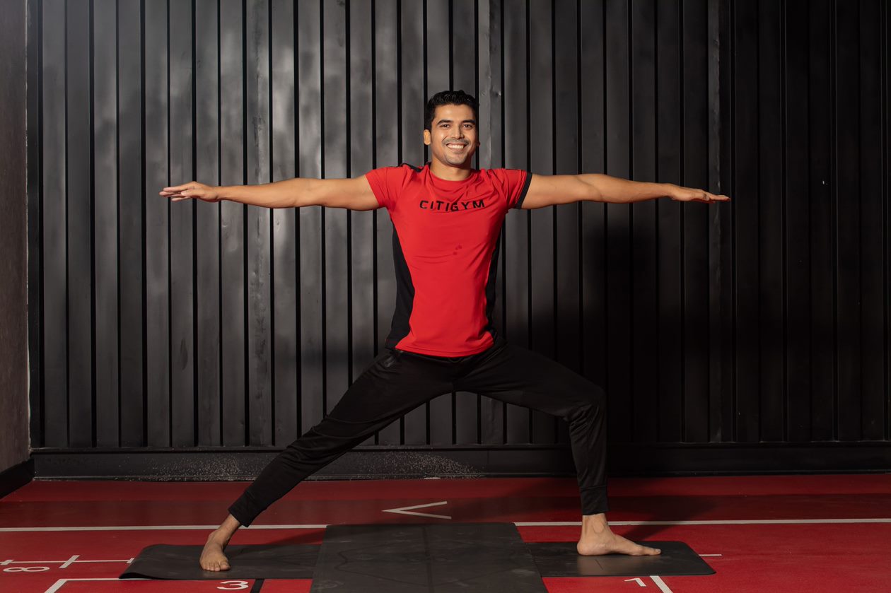 Học yoga Ấn Độ với thầy giáo Ấn Độ của CITIGYM